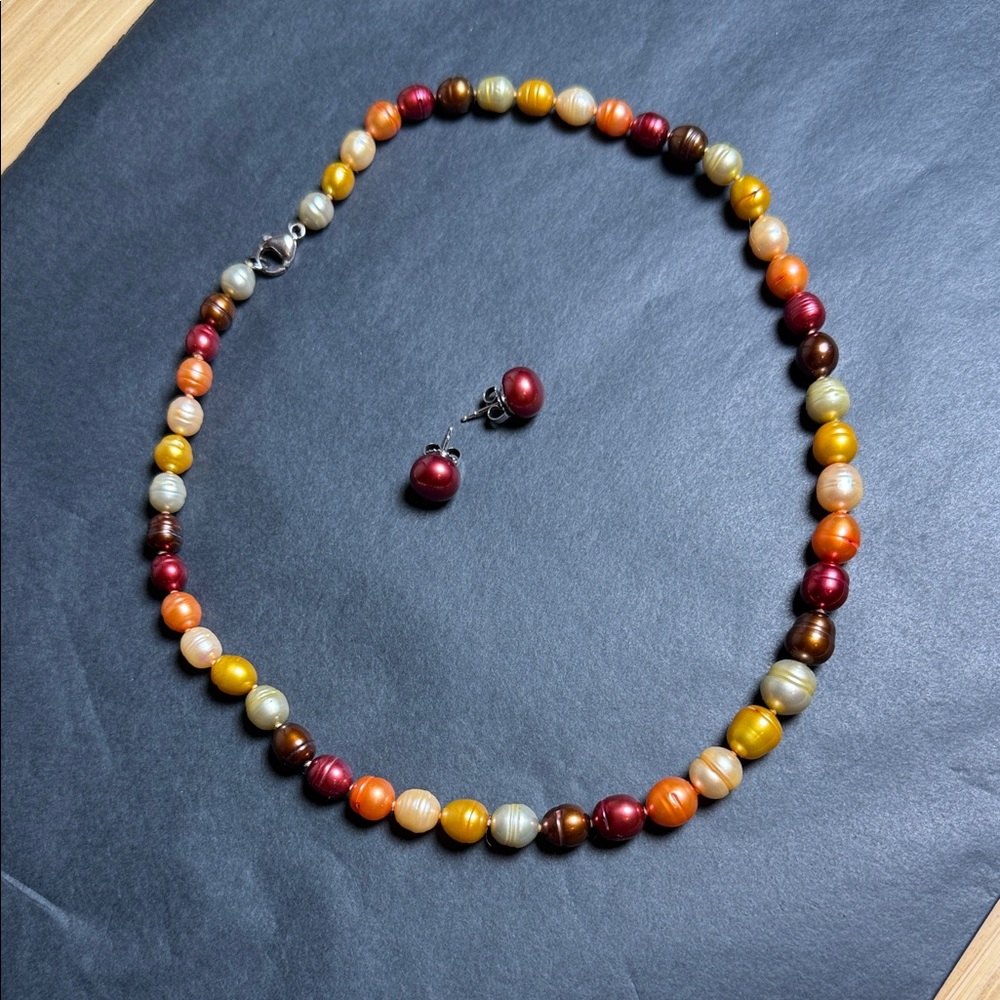 HONORA Fresh Water Pearls and matching earrings